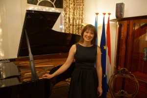 У Гаазі відбувся концерт класичної музики на підтримку України
