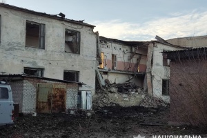 На Донеччині росіяни за добу обстріляли 13 населених пунктів: у поліції показали наслідки
