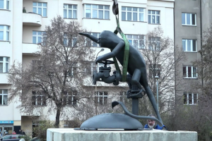 У Празі статую Конєва замінили орком із обличчям путіна