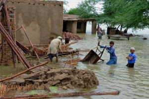 Канада передаст Пакистану $20 миллионов на восстановление после паводков