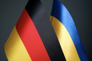 Germany hands over another military aid package to Ukraine 