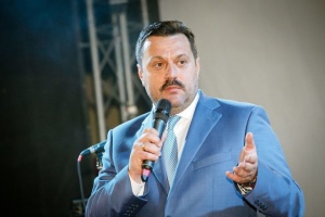 Справу підозрюваного у держзраді ексдепутата Деркача скерували до суду
