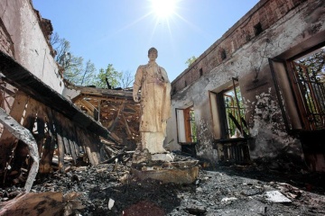 Plus de 1 700 infrastructures culturelles endommagées en Ukraine à la suite de l'agression russe