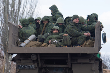 In Mariupol Bewegung russischer Militärlastwagen in Richtung der Region Saporischschja beobachtet