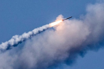 „Kolossale Zerstörungen“ nach Raketenangriff auf Charkiw – Bürgermeister