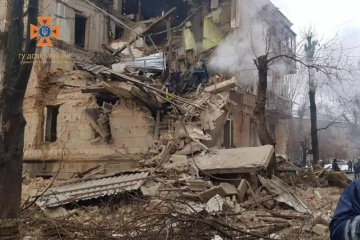 In Krywyj Rih ein Ehepaar durch Raketenangriff umgekommen, ihr Sohn liegt unter Trümmern