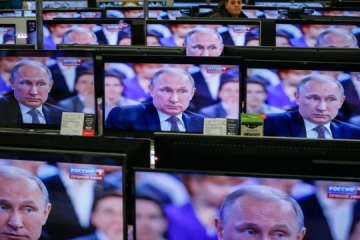 W Polsce wymieniono dwie główne narracje rosyjskiej propagandy dotyczącej Ukrainy

