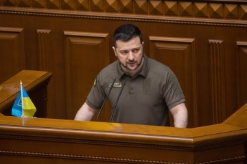 Volodymyr Zelensky fait un discours devant le Parlement ukrainien