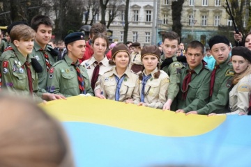La propaganda rusa crea historias falsas sobre niños en las filas de las Fuerzas Armadas de Ucrania
