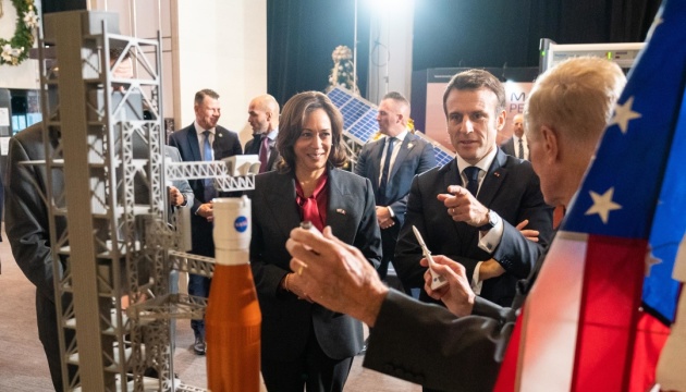 Макрон розпочав державний візит до Штатів з відвідин штаб-квартири NASA