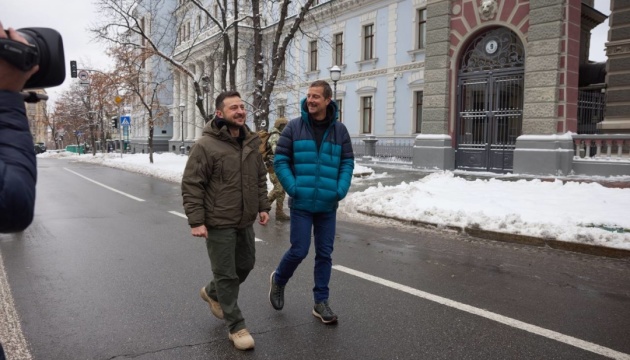 Zelensky thanks Bear Grylls for his visit to Ukraine