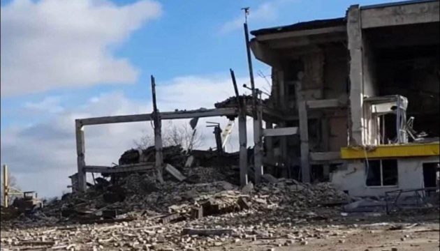 У соцмережі виклали відео зі зруйнованого аеропорту «Херсон»