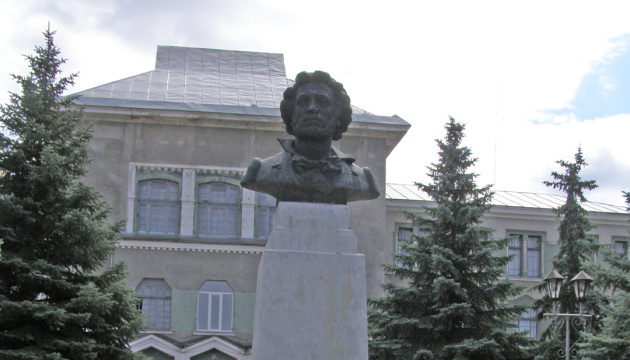 У Тульчині на Вінниччині будуть демонтовані пам’ятник Суворову та погруддя Пушкіна
