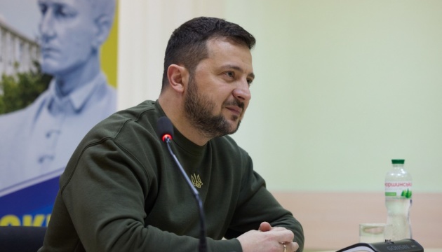 Зеленський утворив чотири військові адміністрації на Херсонщині і призначив керівників