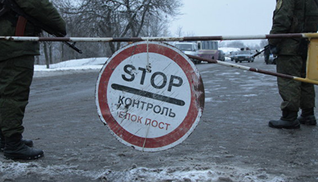 Occupiers blocking movement of civilians through Vasylivka checkpoint in occupied Zaporizhia region