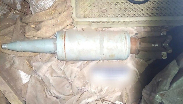 На Київщині чоловік знайшов і приніс додому снаряд: у поліції нагадали, що так робити не слід
