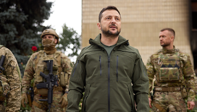 Zelensky congratulates Ukrainian military on Armed Forces Day