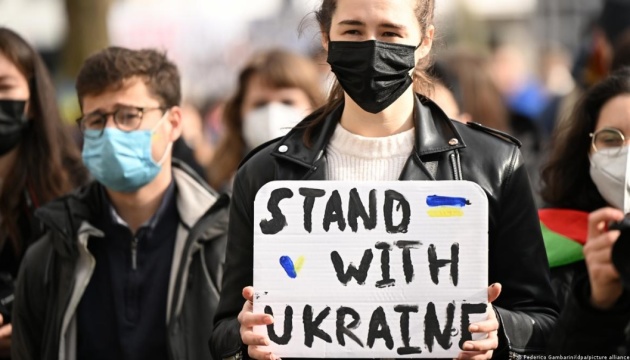 Європа вперше обігнала США у наданні допомоги Україні