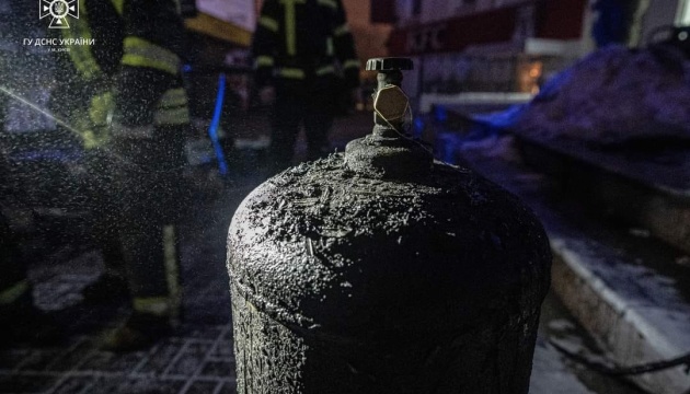 В одному зі столичних кіосків вибухнув газовий балон, п’ятеро людей постраждали
