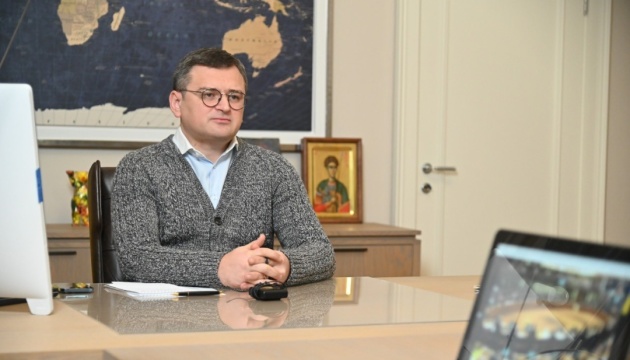 Ukrainische Diplomaten arbeiten daran, weitere Energiehilfen zu erhalten — Außenminister