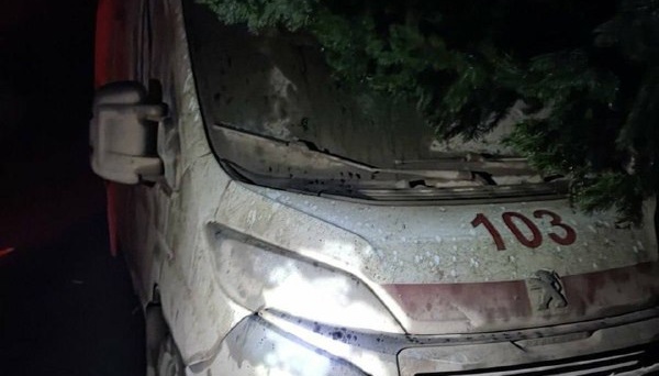 Ambulance car comes under enemy fire in Kharkiv region
