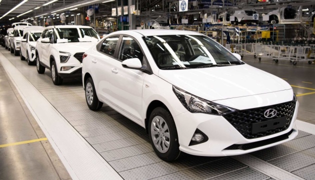 Hyundai почав звільняти співробітників російського автозаводу