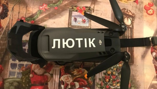 Батьки полеглого льотчика з групи «Привид Києва» подарували ЗСУ дрон — назвали позивним сина