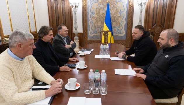 На Банковій обговорили українську формулу миру з генералами з Норвегії та США