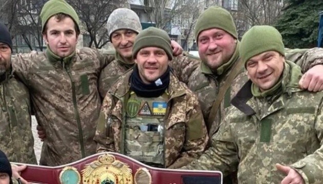 Берінчик відвідав українських захисників у Донецькій області