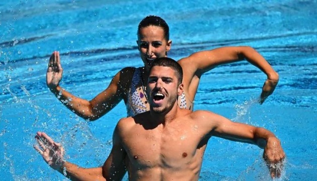 МОК дозволив чоловікам брати участь у групових змаганнях з артистичного плавання на Олімпіаді-2024