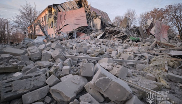 На Донеччині ворог обстріляв Курахове, Краматорськ та Часів Яр, є загиблий та поранені