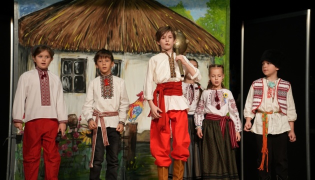 У Канаді відбулася вистава у виконанні діаспорської Дитячої театральної студії «Джерело»