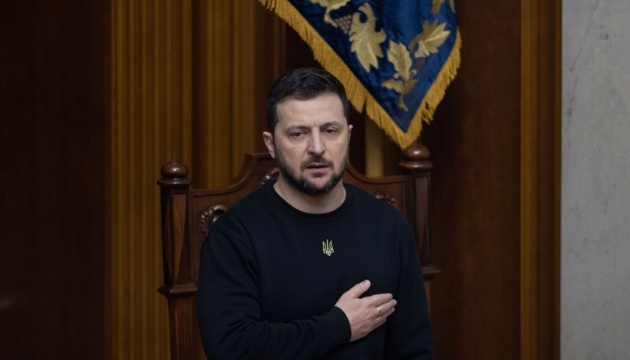 Зеленський закликав політиків залишити вдома особисті амбіції та працювати на захист України