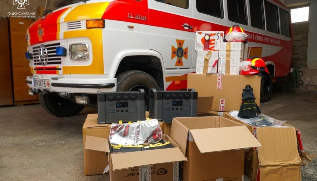 Українські рятувальники отримають від колег із Польщі сім комплектів Starlink