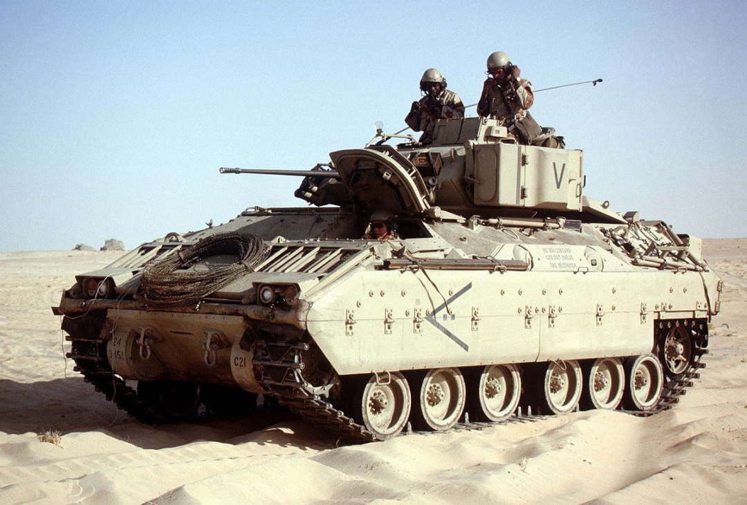 M2A1 Bradley під час війни в Перській затоці, січень 1991 рік