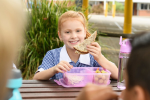 Что положить в ланч-бокс школьнику для улучшения здоровья - советы МОН