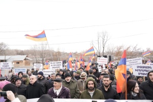 У Вірменії пікетують військову базу рф, кількадесят активістів затримані