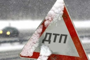 На Хмельниччині перекинувся автобус - постраждали дев’ять осіб, серед них дитина