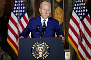 Biden says Bradleys on table for Ukraine