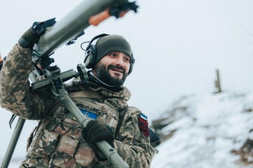 Ukrainische Krieger halten weiter in Soledar die Stellung 