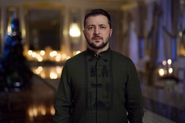 Zelensky felicita a los ucranianos por Navidad: Estamos unidos en nuestra creencia en la victoria