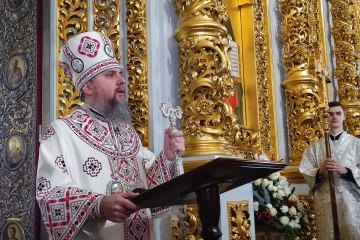 Epiphanius for the first time conducts Christmas service in Holy Dormition Cathedral
