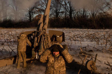 Sytuacja na froncie - Siły Zbrojne Ukrainy odparły 13 ataków wroga, zniszczyły trzy punkty kontrolne i dwa składy amunicji

