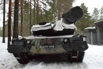 Sojusznicy powinni zebrać dla Kijowa brygadę czołgów Leopard 2 - Duda

