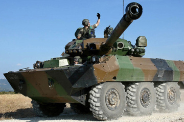 Les chars français seront livrés à l’Ukraine dans deux mois 