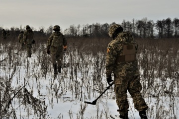 Ukrainian sappers neutralized more than 2,875 explosives in past week