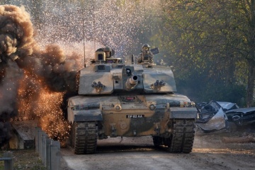Minister Reznikov: British Challenger 2 tanks recently arrived in Ukraine
