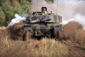英国でウクライナ軍人の戦車「チャレンジャー２」運用訓練がまもなく始まる＝宇大使
