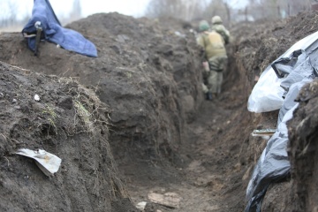 Kämpfe im Raum Bachmut: Grenzsoldaten zeigten, wie sie einen Zug von Russen vernichten