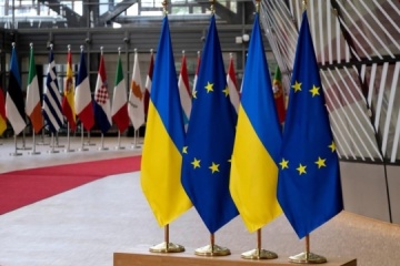Außenminister Frankreichs und Österreichs diskutieren über Stärkung europäischer Unterstützung für Ukraine